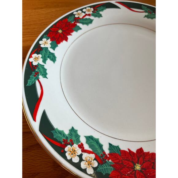 Tienshan Fine China Deck the Halls 6 10 1/4" dinner plates no chips or flaws - Picture 3 of 5